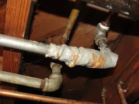 15. Water Pipes