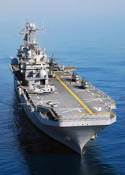 10. USS Peleliu LHA-5