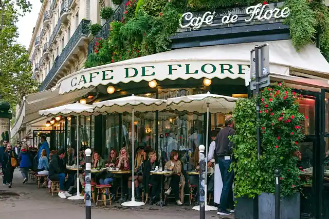 9. Café
de Flore