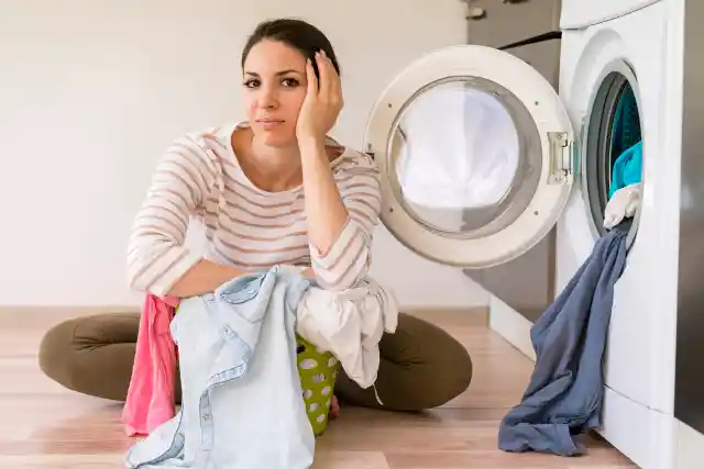 15 Genius Life Hacks To Make Laundry Easy