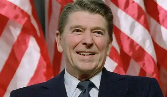 16. Ronald Reagan (IQ 141.9)