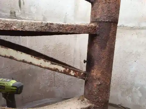 15. Replacing the Stairs