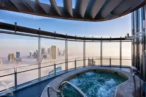 Inside the Tallest Building in the World: Gallery of Burj Khalifa
