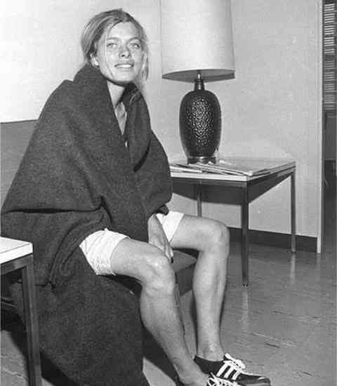 Bobbi Gibb wanted to be a part of the 1966 Boston Marathon. The organizers sent her a disqualifying letter stating that women are “not physiologically able to run a marathon.”