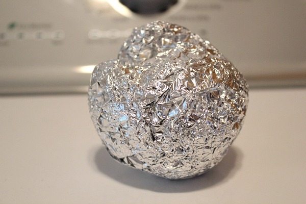Genius Aluminum Foil Hacks Everyone Should Know