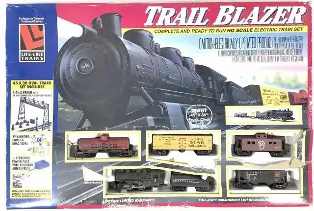 13. Lionel’s Pennsylvania “Trail Blazer” Train Set