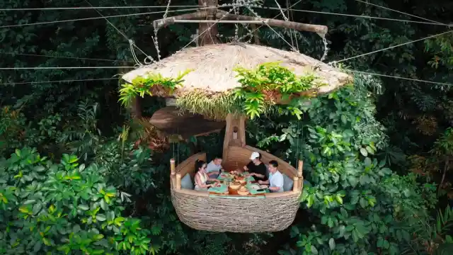 10 Extreme Dining Experiences Around The World