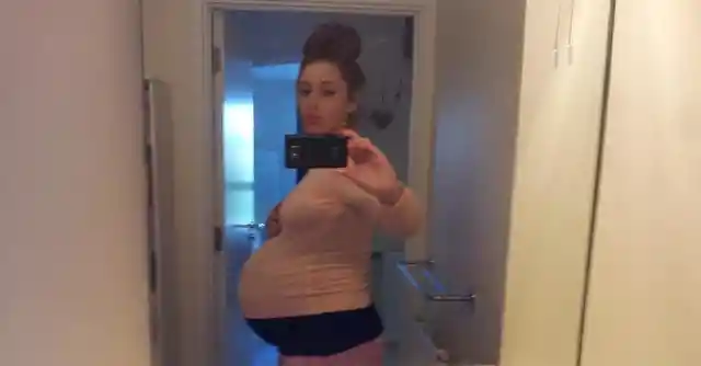 Woman&#8217;s Baby Bump Keeps Growing, Then Doctor Spots Something Unusual In Ultrasound