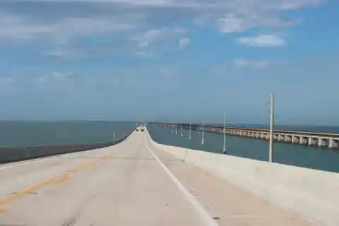 Overseas
Highway (Miami to Key West)